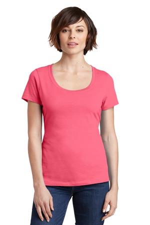 District Women’s Perfect Weight Scoop Tee