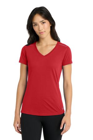 OGIO ENDURANCE Ladies Peak V-Neck Tee